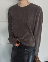 Quro Necklace Ribbed Tee