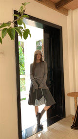 Side strap soft long-sleeve t-shirt