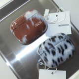 Leopard wool pod