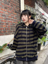 クローバーストライプニットフーディドジップアップ