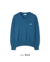 Seron V-Neck Patch Knit