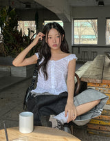 Lao Punching Ruffle Blouse