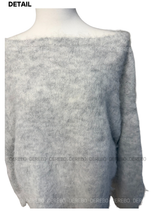 Angora wide shoulder loose fit knitwear