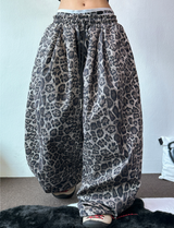 4000SOLD LEOPARD PINTUCK PANTS