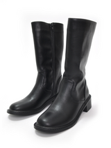 Private boots