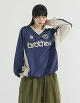 Sporty V-neck Windbreak Pullover