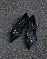 Eylet flat heels