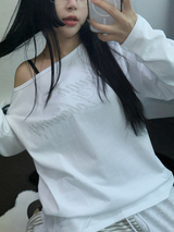レタリングオフショルダーUネックロングスリーブTシャツ 🩶🤍🖤3カラー
