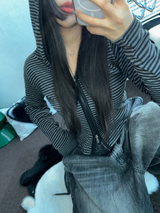 STRIPE SLIN クロップドフーディージップアップ 🤎❤🩶🖤3COLOR