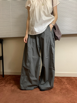 Fog pintuck pants