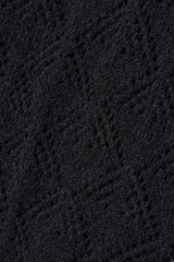 knit top (black)