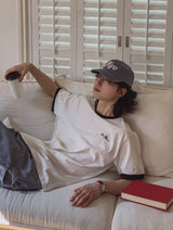 フローラルカラーのマッチングエンブロイダリーショートスリーブTシャツ