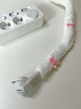 Fuzzy multi-tap_Ribbon_White (Pink)