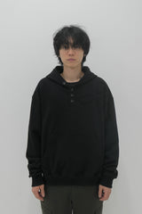 BPT シンボルロゴアップリケフーディー ブラック