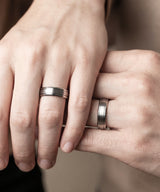 NR-305 Minimal Curve Line Couple Ring