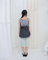 FLORAL LACE DOUBLE HOOD SLEEVELESS / CHARCOAL
