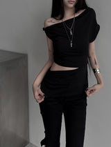 clean off-shoulder slit T (3color)
