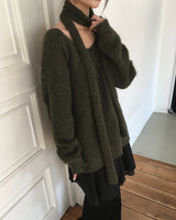 Dori Muffler Loose V-Neck Knit