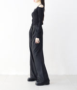 Lush Asymmetrical One-Shoulder Snap T-shirt