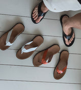 Soft leather flip-flops