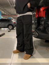 End nylon parachute pants