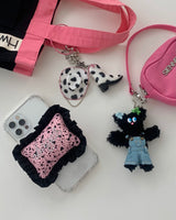 【MADE】 ブラックピンクフリルピロー (tok/keyring)