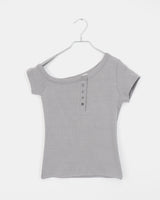 Azピグメントウォッシングアンバランスワンオフショルダーボタン半袖Tシャツ