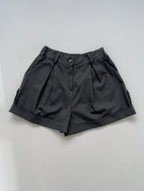 Pleated Cabra Shorts