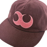 ベーシック ロゴ ウォッシュド キャップ (BURGUNDY)