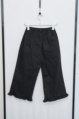 Frill Button Half Pants (Black)