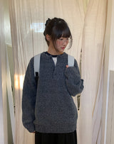 [unisex] ハインドレイブークレヘンリーネックオーバーニット
