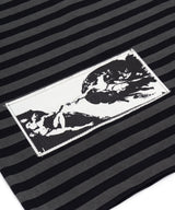 BBD アングザイエティ マルチ パッチ ストライプ Tシャツ (Black&Charcoal)