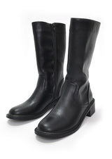 Private boots