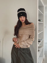 Bay Damage Off Shoulder Knit