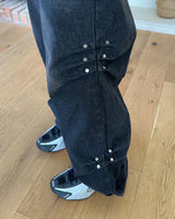 バイドリベットデニムパンツ