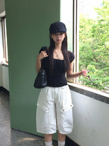 Bogi Shirring Flower Embroidery Slim Short Sleeve T-shirt