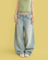 Pink lace sagging denim 
