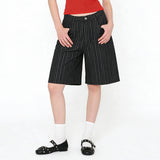 BTB : BERMUDA STRIPE SHORTS