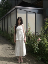 lia sleeveless