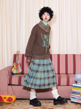 Relaxed fit crewneck knitted sweater with lapel print