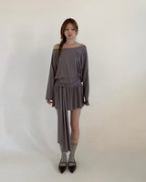 エッセンシャルワンショルダーTシャツ