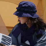 On the Moment reversible outdoor bucket hat C4 NAVY