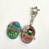 Oval-Shaped Mirror Keychain/楕円形ミラーキーホルダー