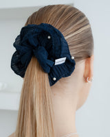 PEARL BLOOM SCRUNCHIE_NAVY