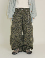 (Leopard Item)キヤヒョウ柄バルーンフィットワイドパンツ