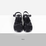 Nerine Strap Buckle Sandals