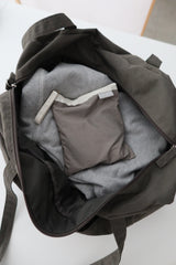 flat pouch (cream grey)
