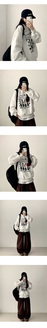 May Baguette Embroidered Lettering Fleece Campcap