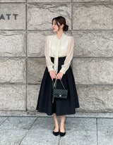 Cave Pearl Tie Puff Blouse