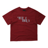 EEERRR Distorted ロゴオーバークロップフィットTシャツ (ワイン)